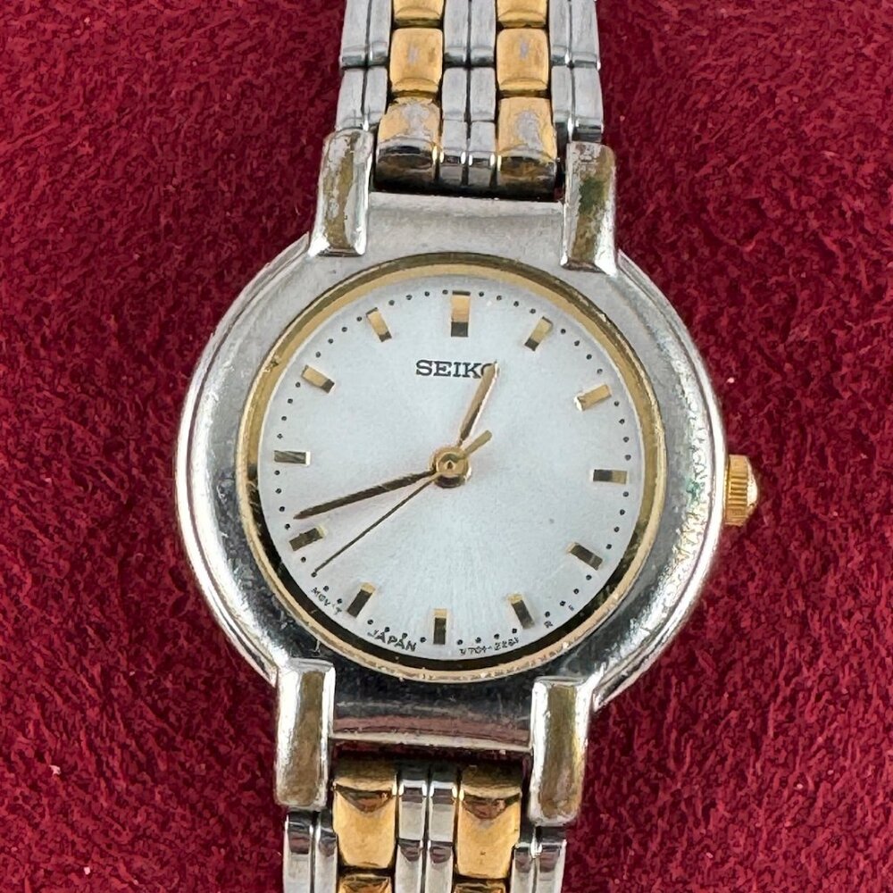 Vintage Nice Seiko Watch Round Shaped Face Gold Tone Bracelet 6.5 inch bracelet